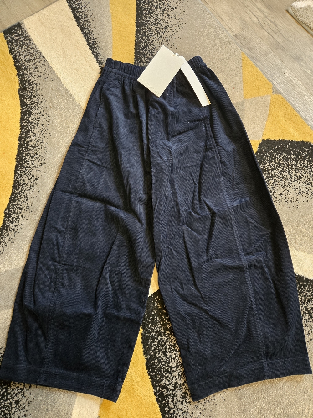 Men's Wide-Leg Navy Corduroy Pants